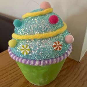 🎄Christmas tree cupcakes ornament🎄